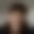 Chat with  aroth6757423137