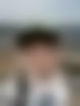 Chatter avec camree23964 et des hommes célibataires vers Bruxelles